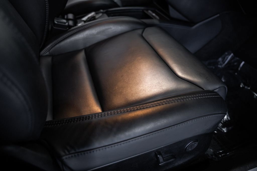 Used 2019 Tesla Model S Long Range image 25