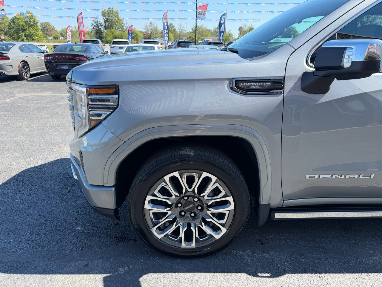 Used 2024 GMC Sierra 1500 Denali Ultimate image 13