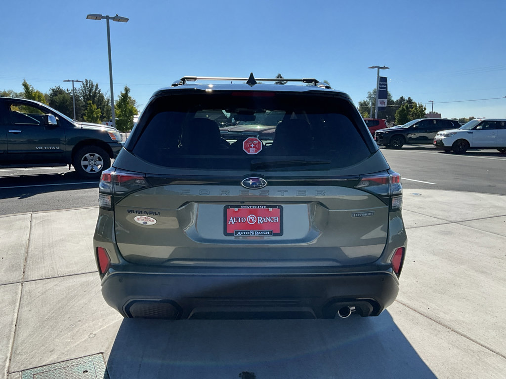 New 2025 Subaru Forester Touring image 4