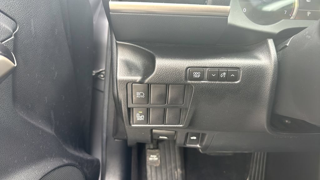Used 2020 Lexus IS 300 w/ Accessory Package 2 RWD image 30