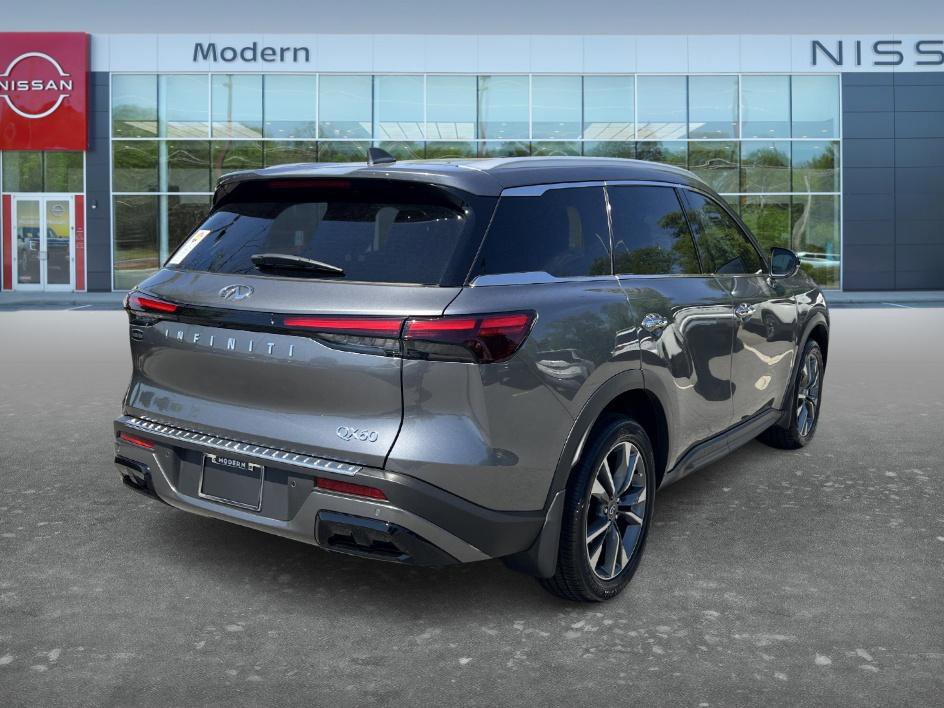 Used 2023 INFINITI QX60 Luxe FWD image 5