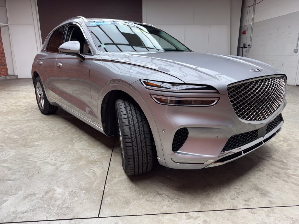 Used 2022 Genesis GV70 2.5T w/ Advanced Package AWD/4WD image 8