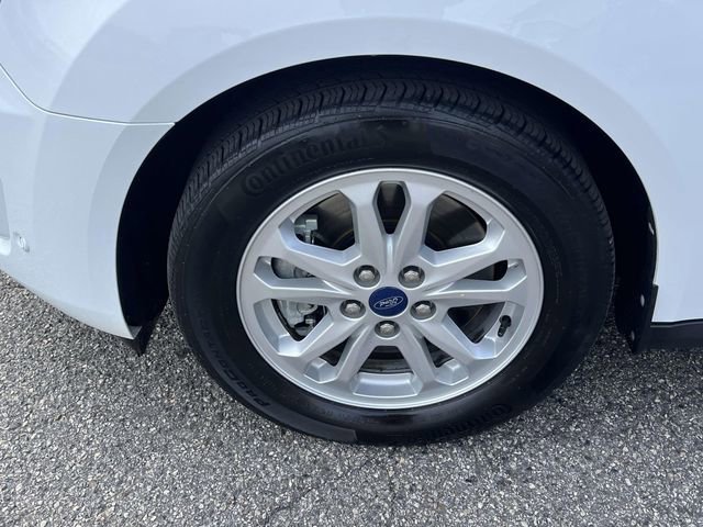 Used 2022 Ford Transit Connect XLT image 11