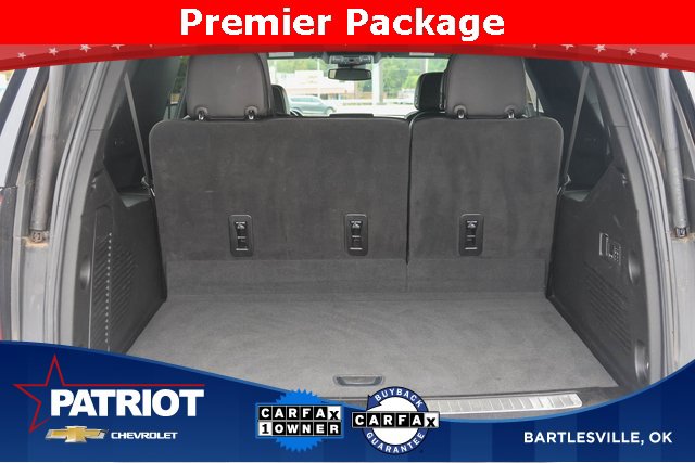 Used 2023 Chevrolet Suburban Premier image 9