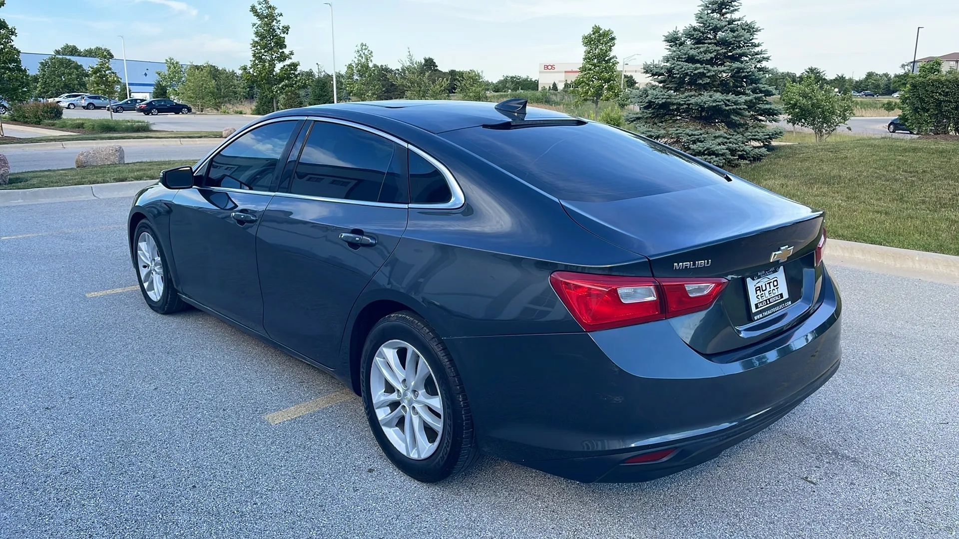 Used 2016 Chevrolet Malibu LT FWD image 7