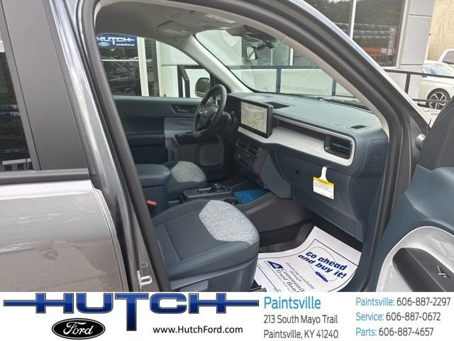 New 2025 Ford Maverick XLT w/ XLT Luxury Package FWD image 26