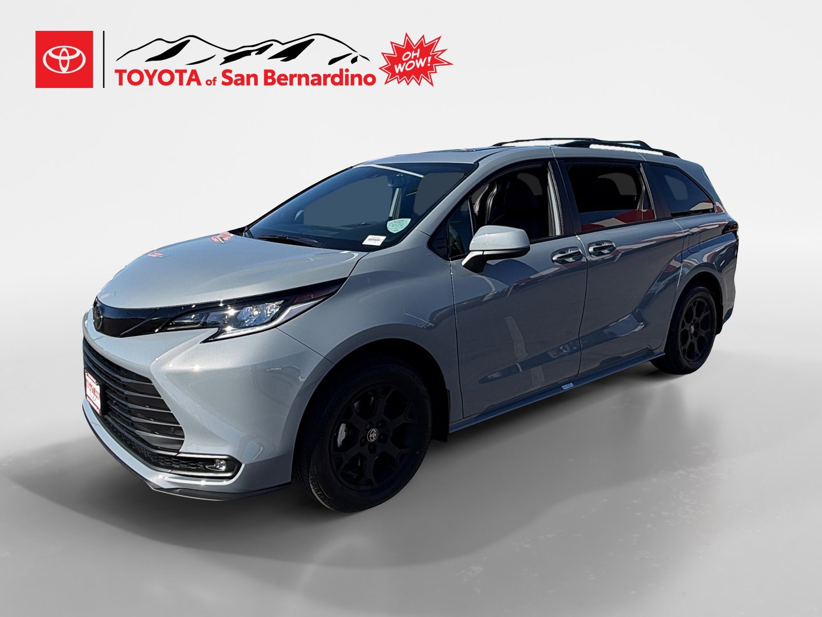 New 2026 Toyota Sienna XLE Woodland Edition