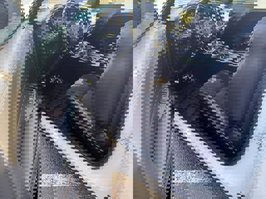 Used 2022 Dodge Challenger GT w/ Plus Package image 4