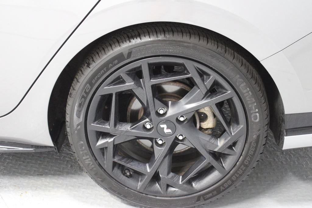 Used 2024 Hyundai Elantra N Line FWD image 18
