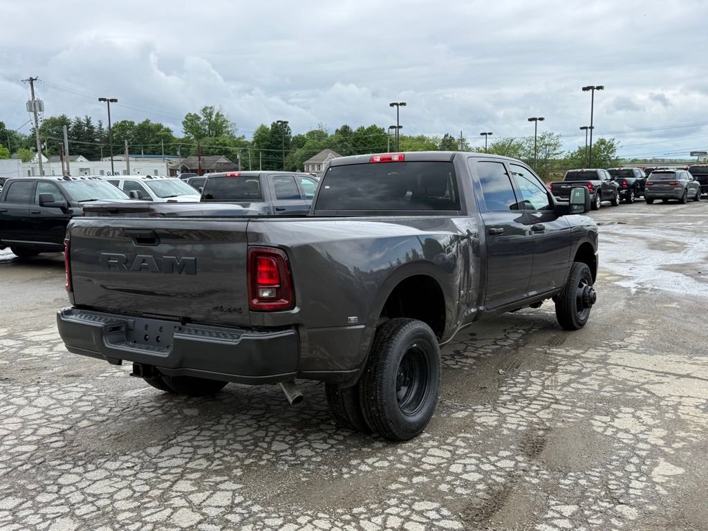 New 2026 RAM 3500 Tradesman AWD/4WD image 6