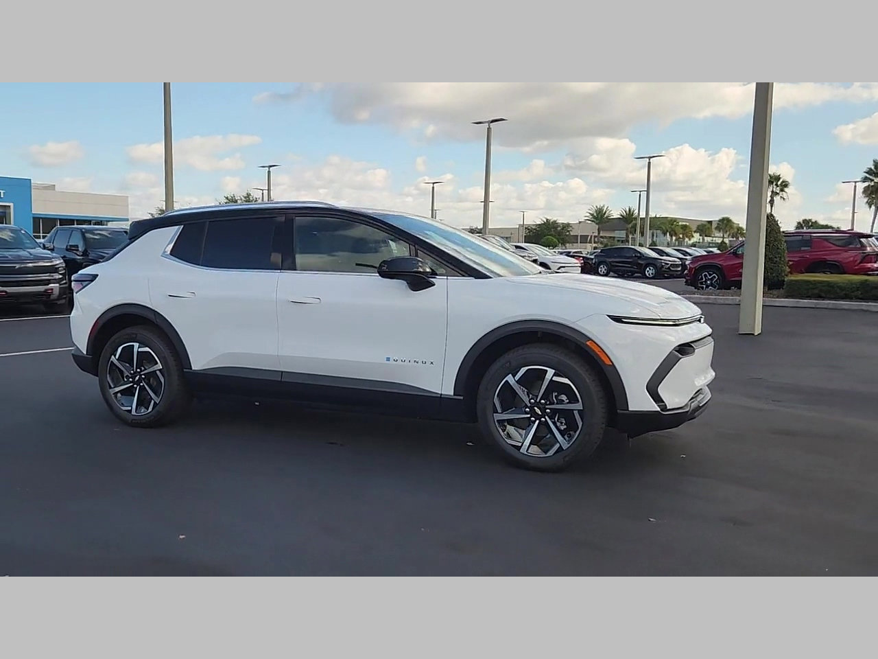 New 2026 Chevrolet Equinox EV LT image 23