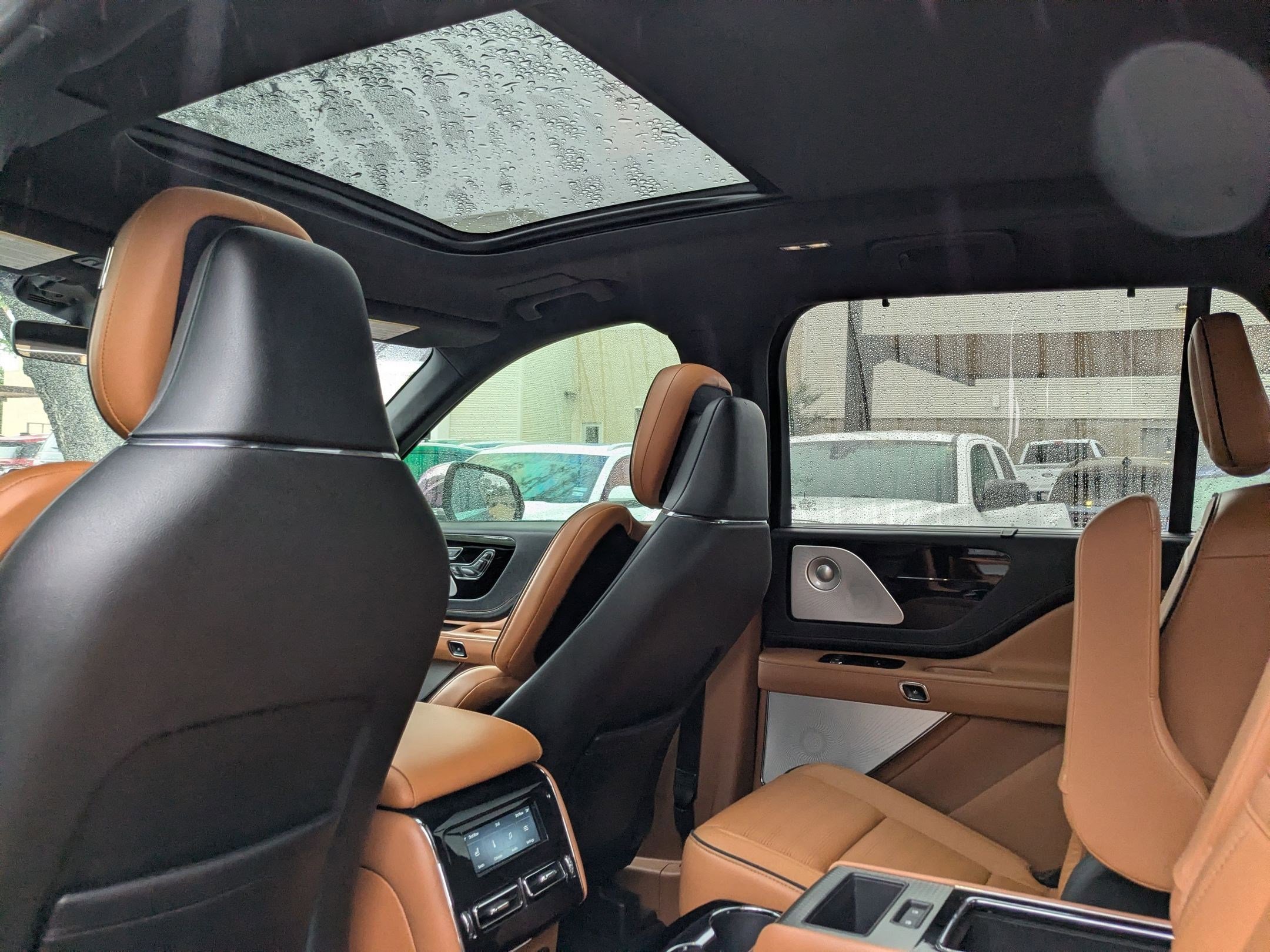 Used 2020 Lincoln Aviator Black Label w/ Dynamic Handling Package AWD/4WD image 21