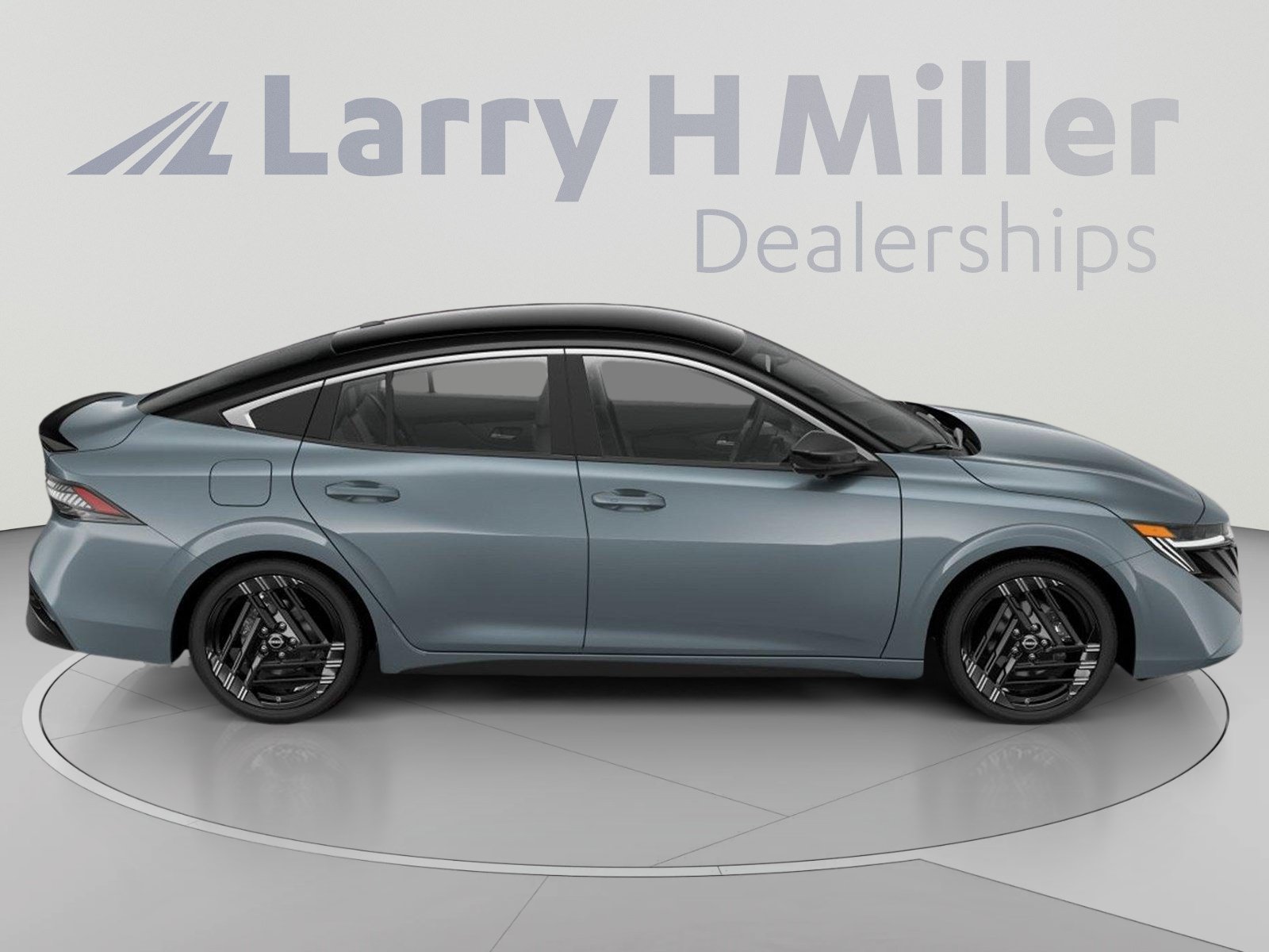 New 2026 Nissan Sentra SR w/ SR Premium Package FWD image 4