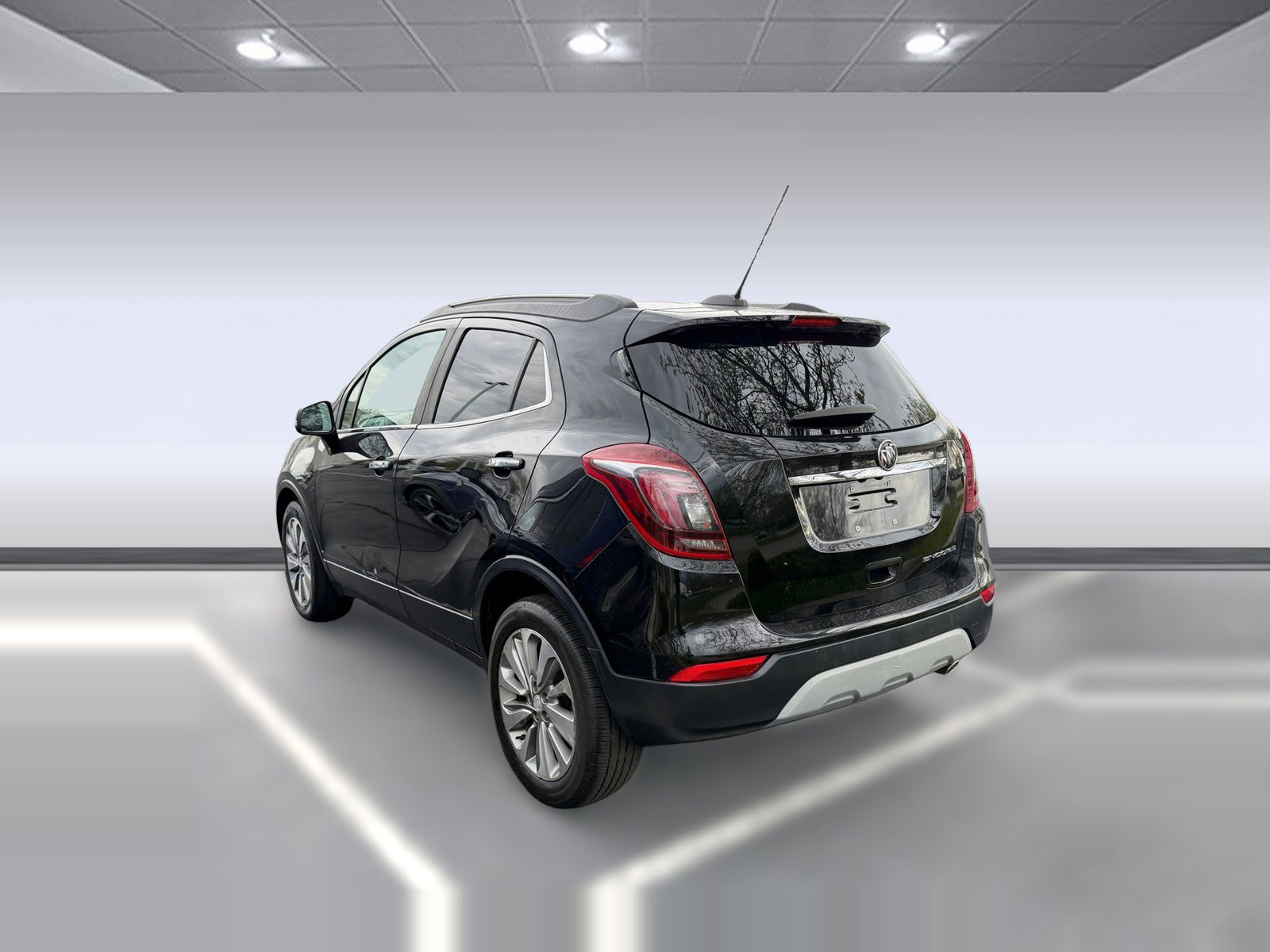 Used 2019 Buick Encore Preferred w/ Safety Package FWD image 2