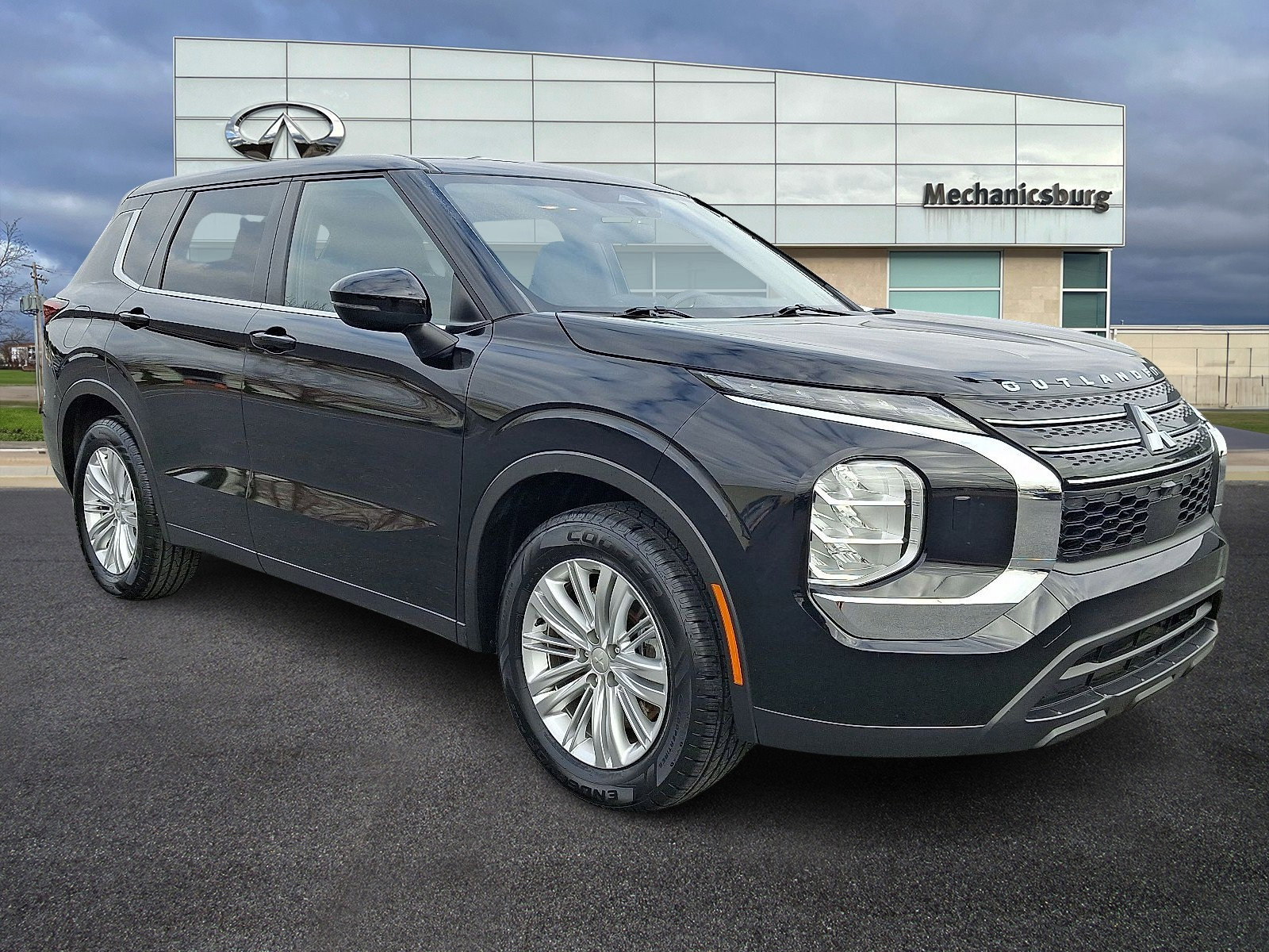 Used 2023 Mitsubishi Outlander ES