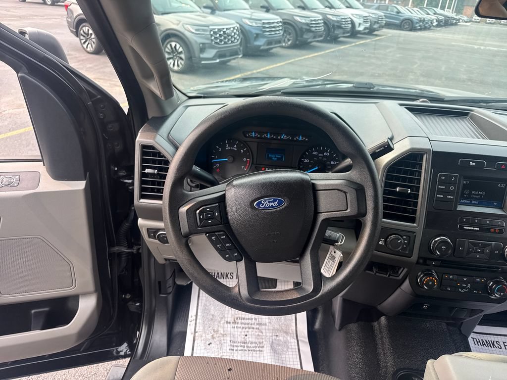 Used 2017 Ford F250 XL w/ STX Appearance Package AWD/4WD image 28