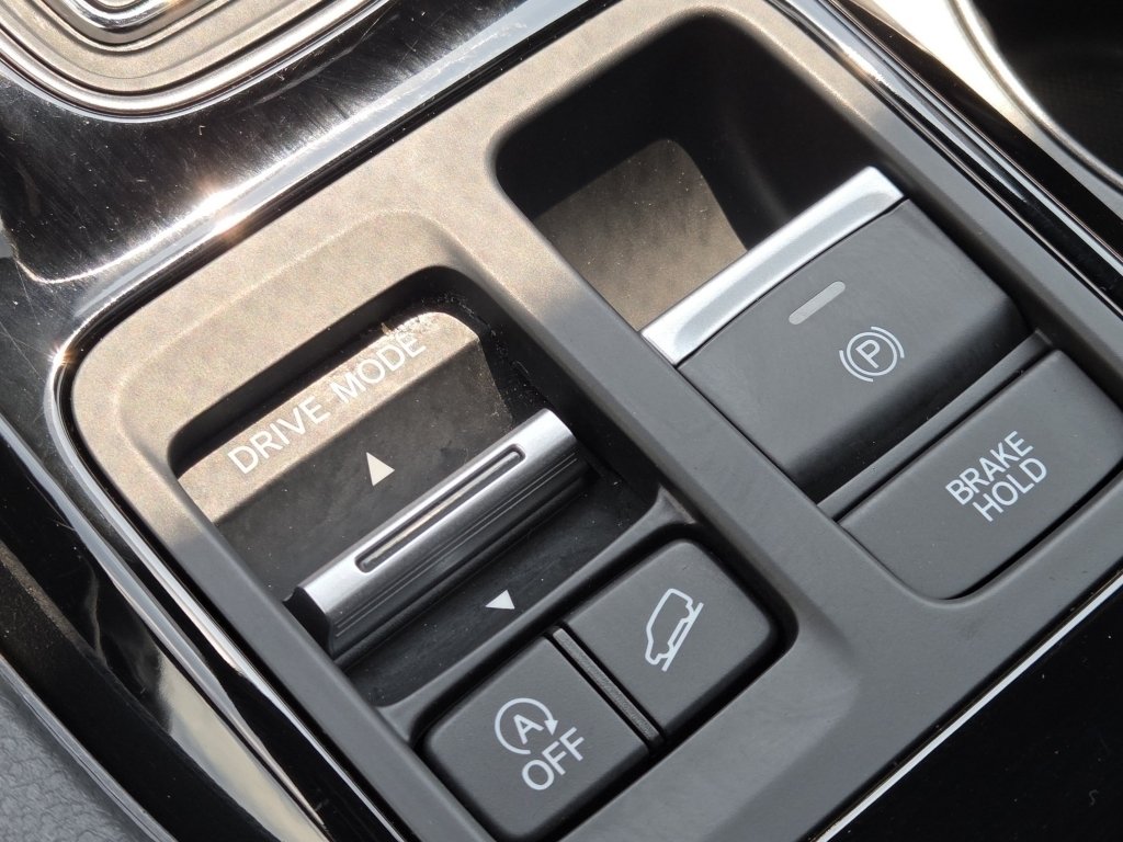 Certified 2025 Honda Pilot TrailSport image 15