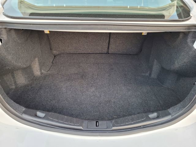 Used 2020 Ford Fusion SE image 19