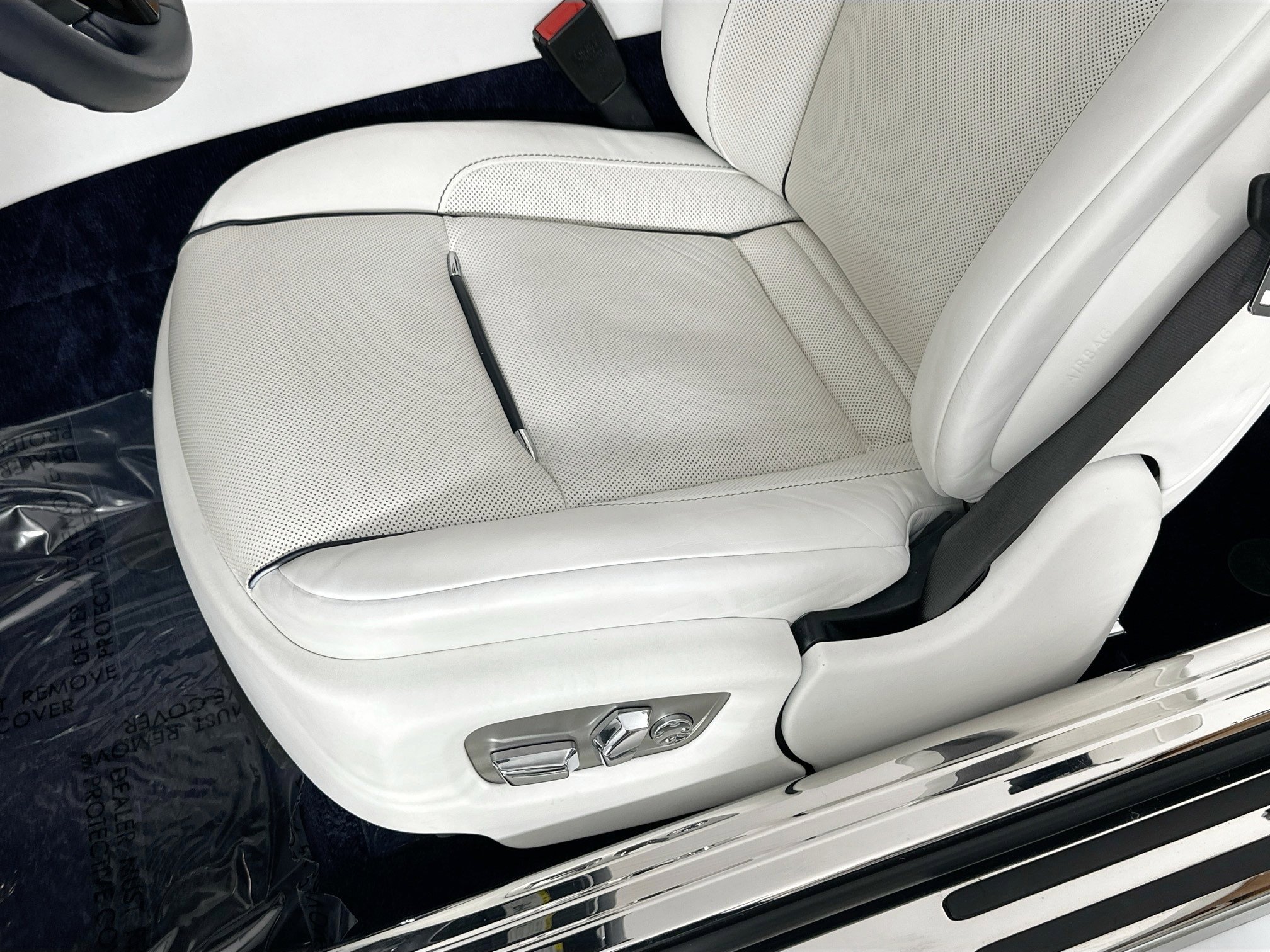 Certified 2018 Rolls-Royce Dawn image 19