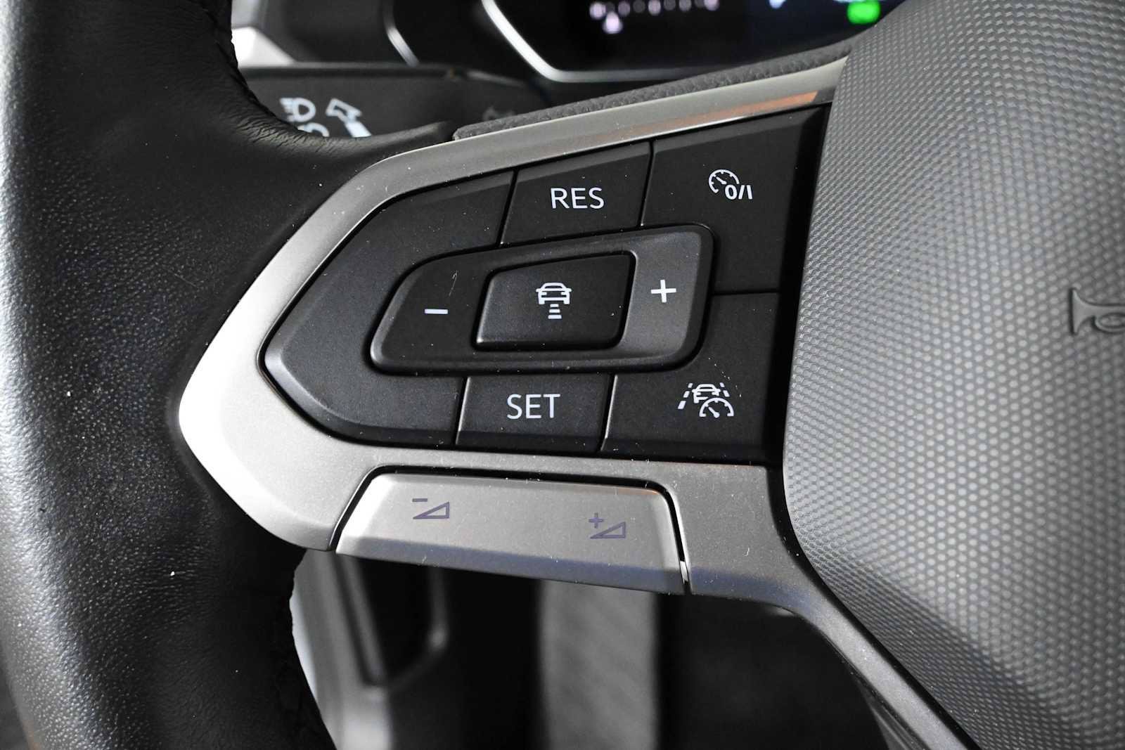 Certified 2022 Volkswagen Jetta S FWD image 18
