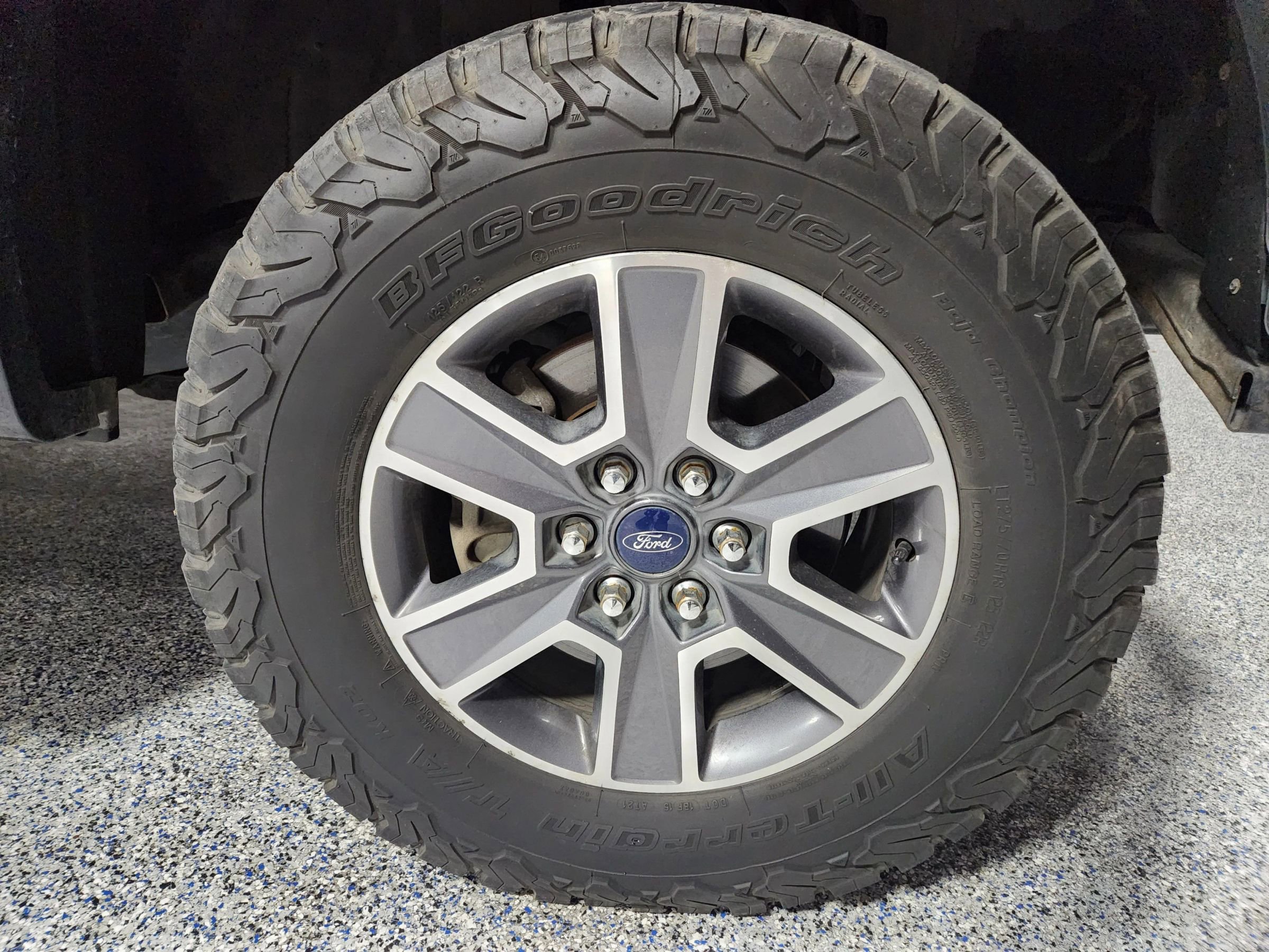 Used 2017 Ford F150 Lariat w/ Equipment Group 502A Luxury image 16