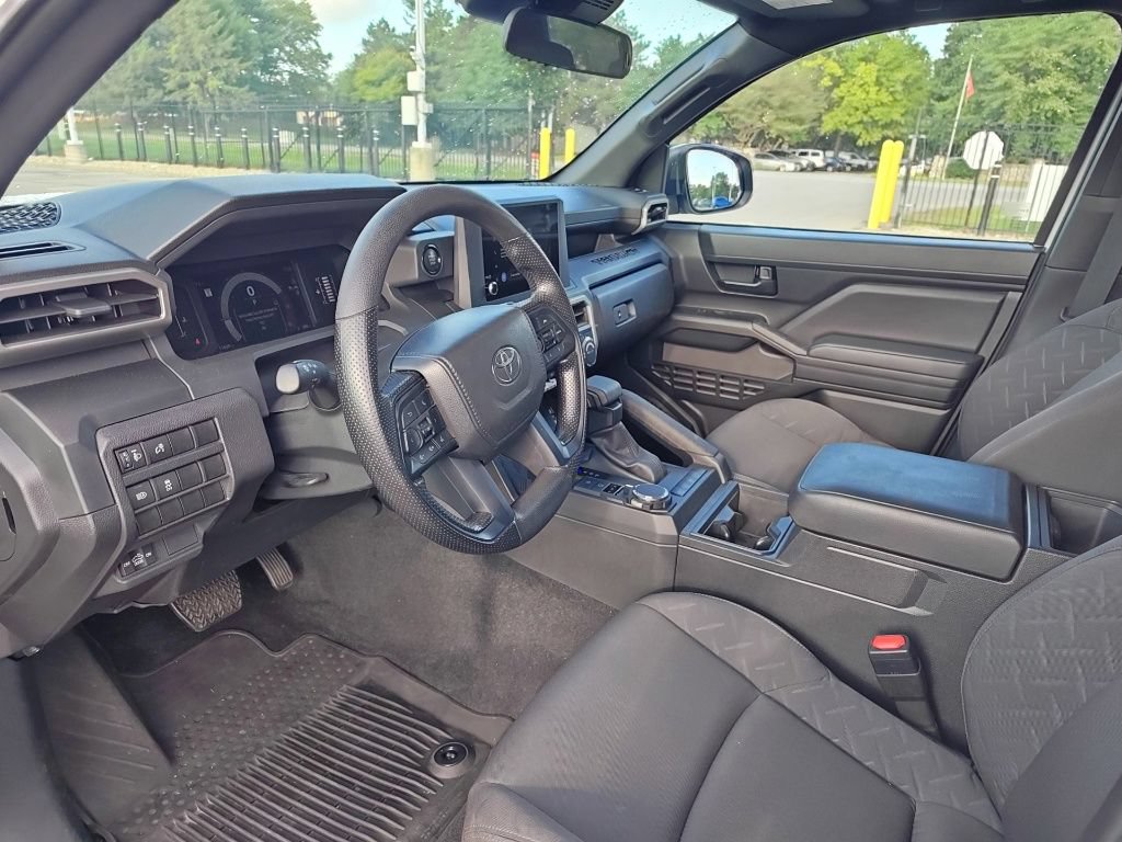 Used 2024 Toyota Tacoma SR AWD/4WD image 8