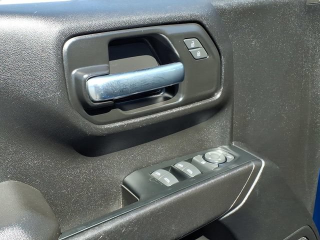 Used 2023 Chevrolet Silverado 1500 Custom w/ LPO, Dark Essentials Package AWD/4WD image 15