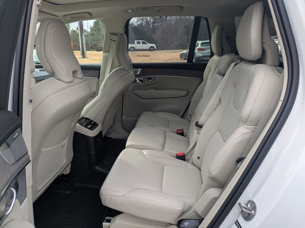 New 2026 Volvo XC90 B6 Ultra w/ Protection Package Premier AWD/4WD image 14