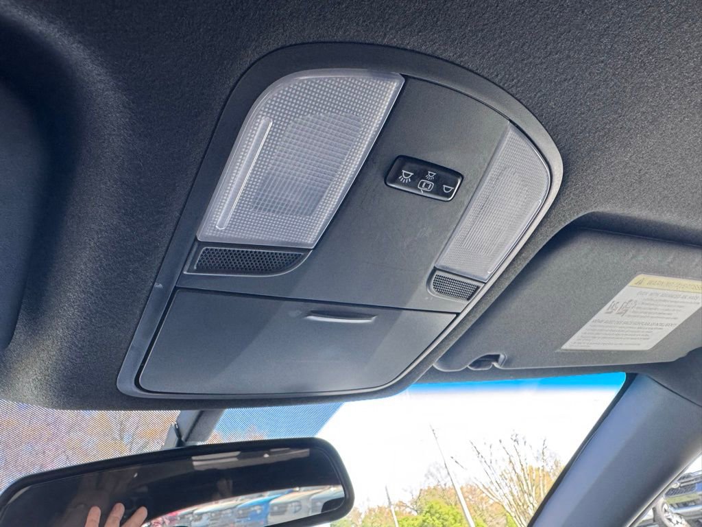 Used 2020 Hyundai Veloster N w/ Performance Package image 31