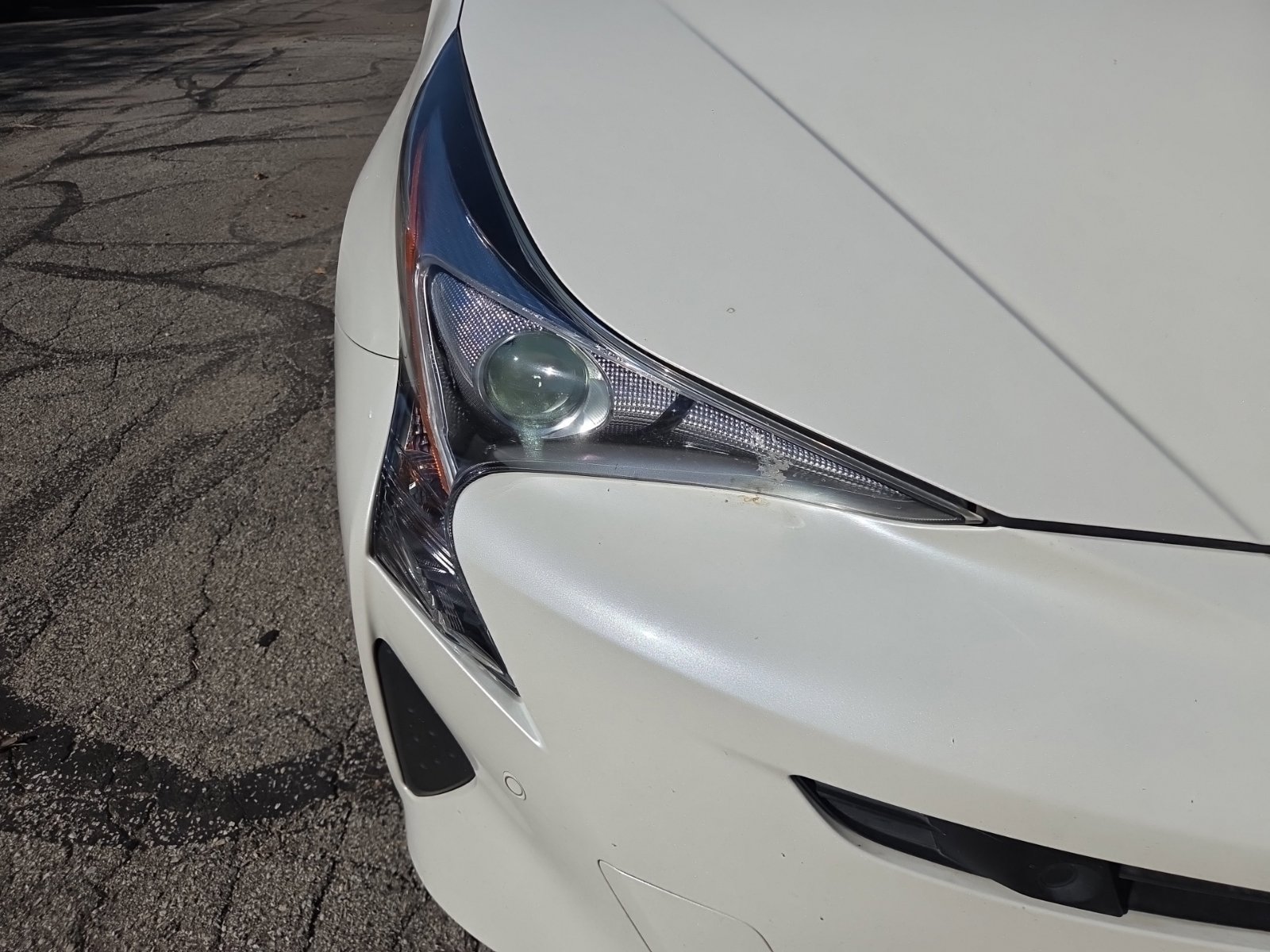 Used 2018 Toyota Prius Two w/ Prius Two Safety Plus Package FWD image 5