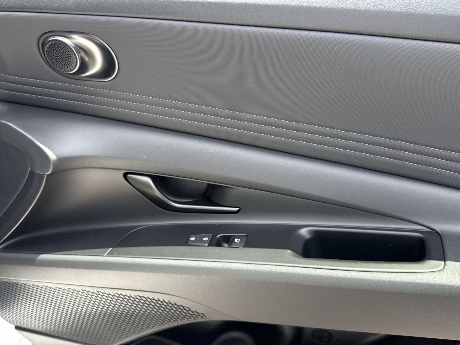 New 2026 Hyundai Elantra SEL Sport Premium FWD image 27