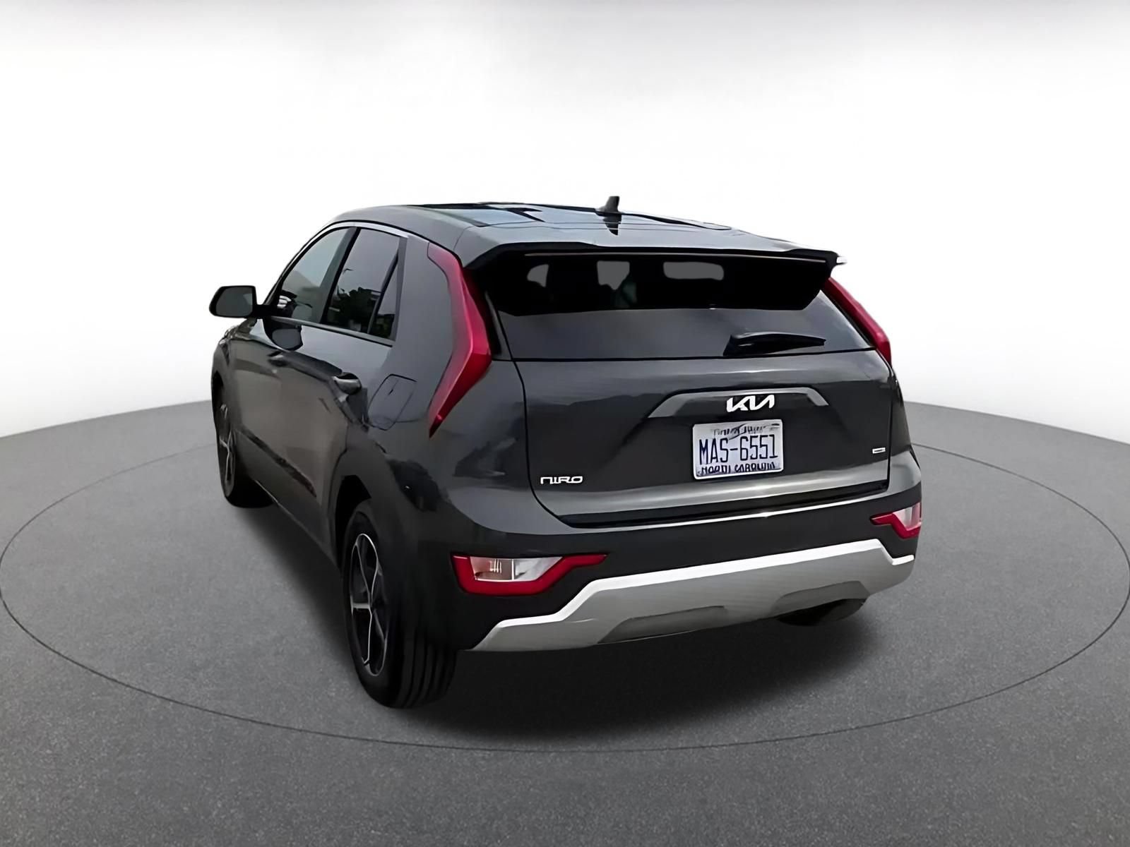 Used 2026 Kia Niro LX FWD image 10
