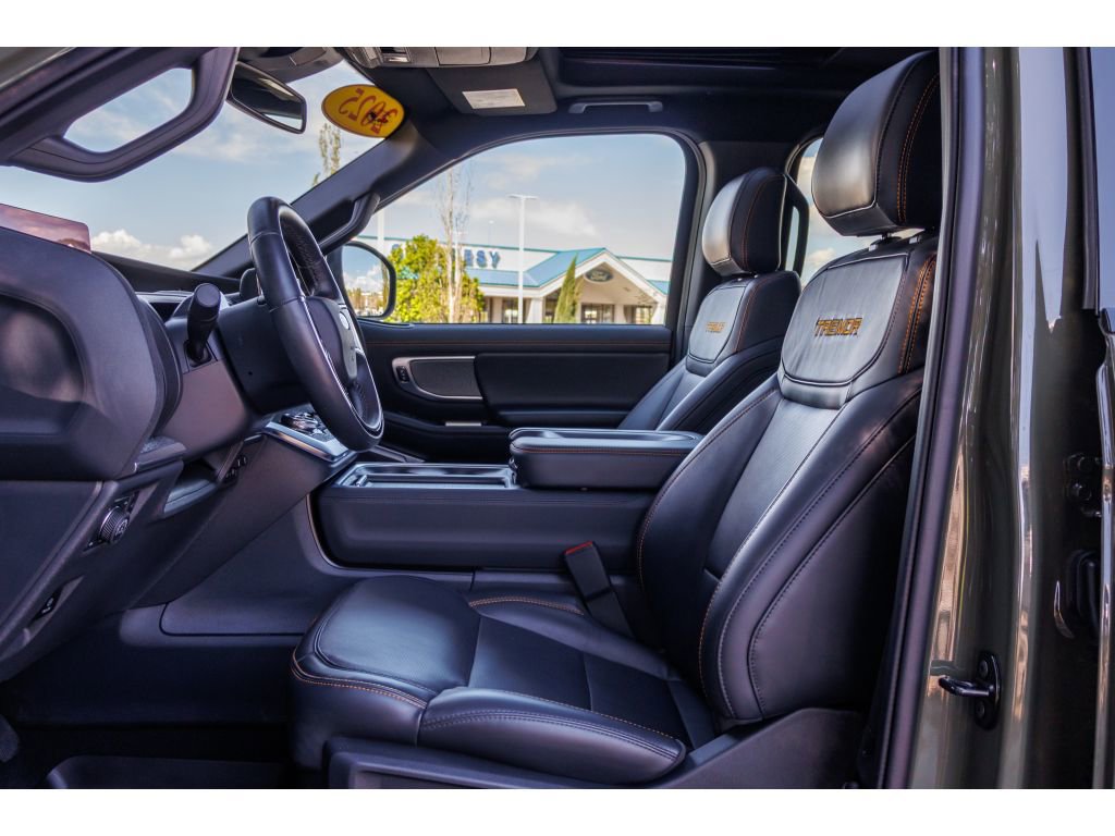 Used 2025 Ford Expedition Tremor AWD/4WD image 17