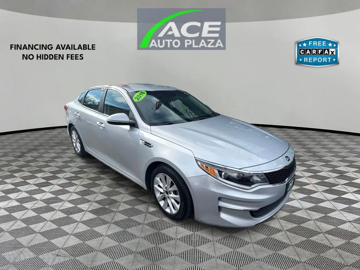 Used 2016 Kia Optima LX w/ Option Group 014 FWD image 1
