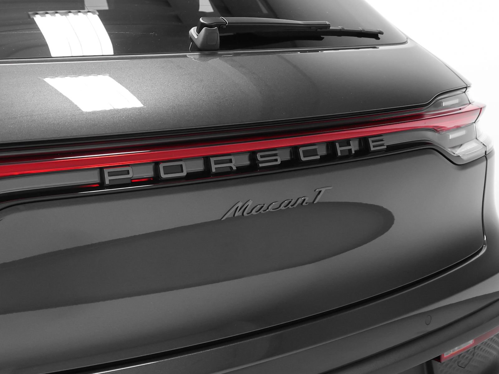 New 2026 Porsche Macan Turbo AWD/4WD image 20