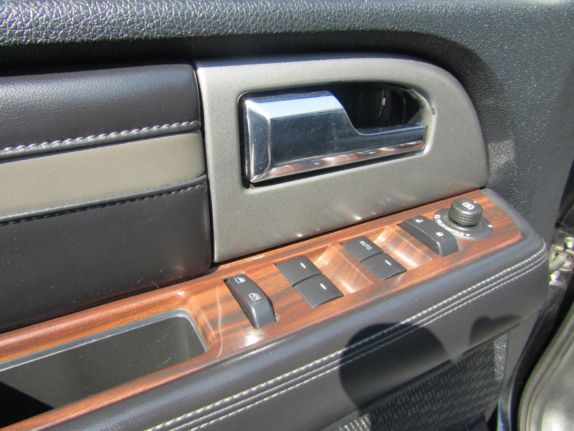 Used 2016 Ford Expedition Platinum AWD/4WD image 33