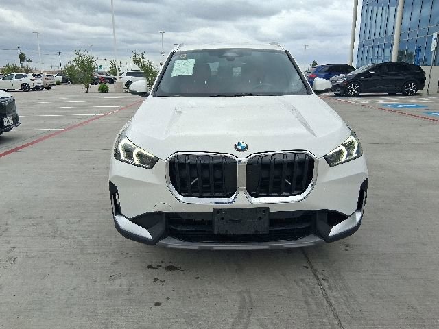 Used 2023 BMW X1 xDrive28i AWD/4WD image 2