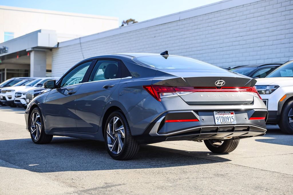 Certified 2024 Hyundai Elantra Limited image 4