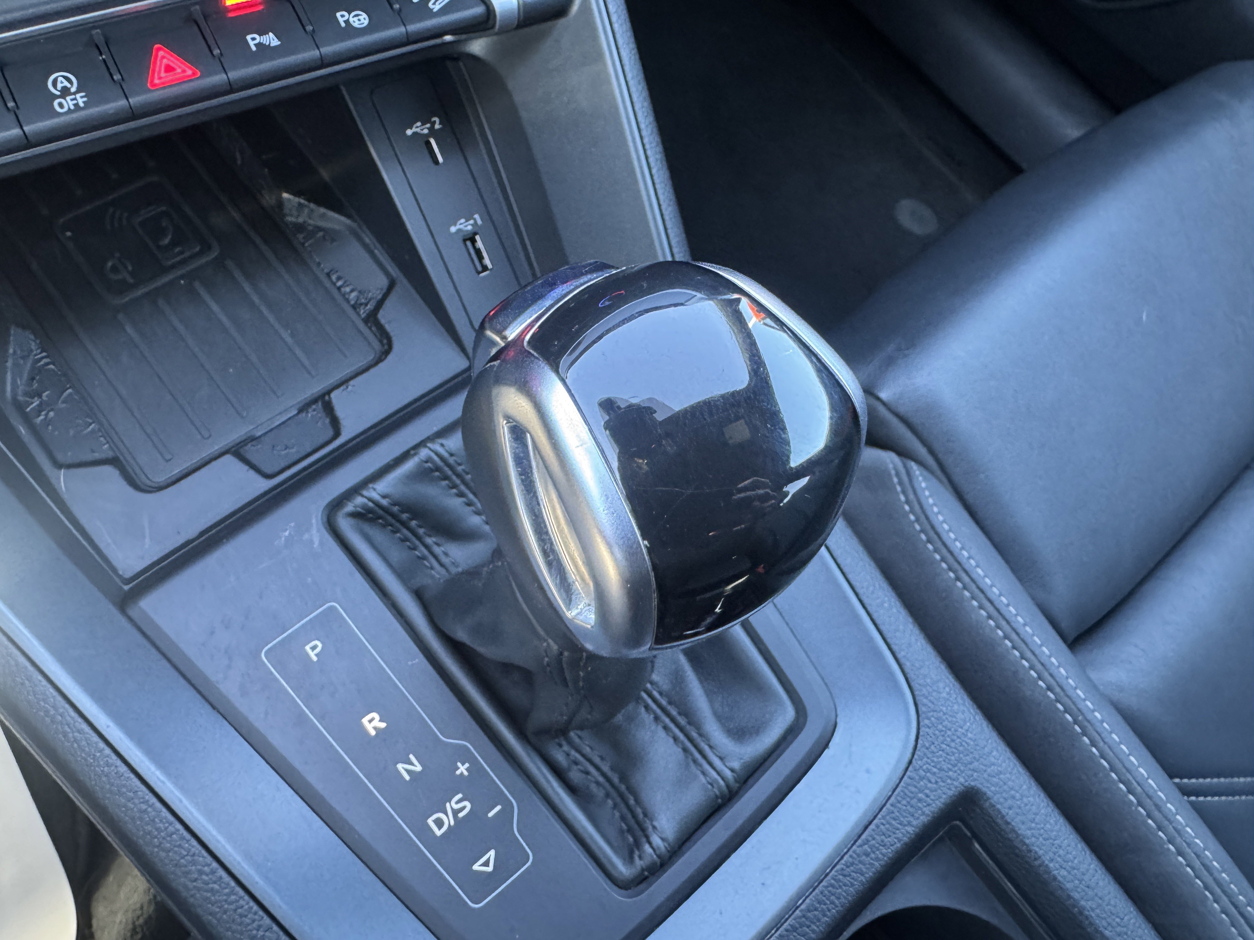 Used 2020 Audi Q3 2.0T Prestige w/ Prestige Package image 30