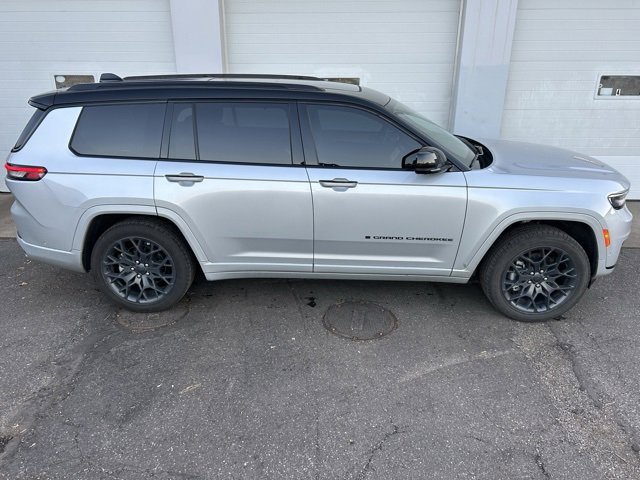 Certified 2025 Jeep Grand Cherokee L Summit image 6