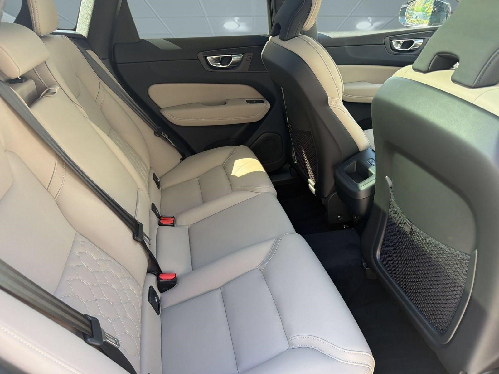 New 2026 Volvo XC60 B5 Plus w/ Climate Package AWD/4WD image 30