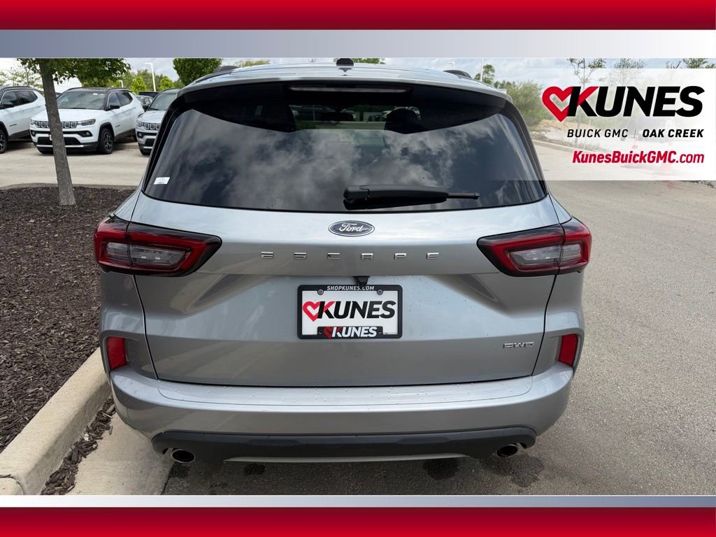 Used 2024 Ford Escape ST-Line AWD/4WD image 5