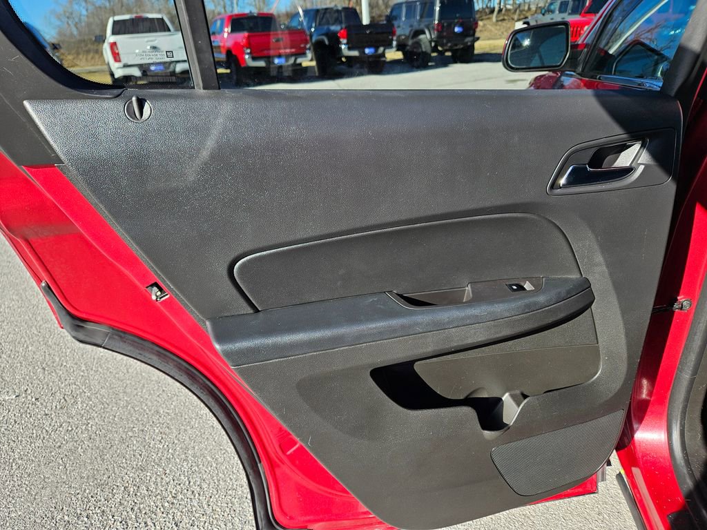 Used 2013 Chevrolet Equinox LT w/ All Star Package image 24