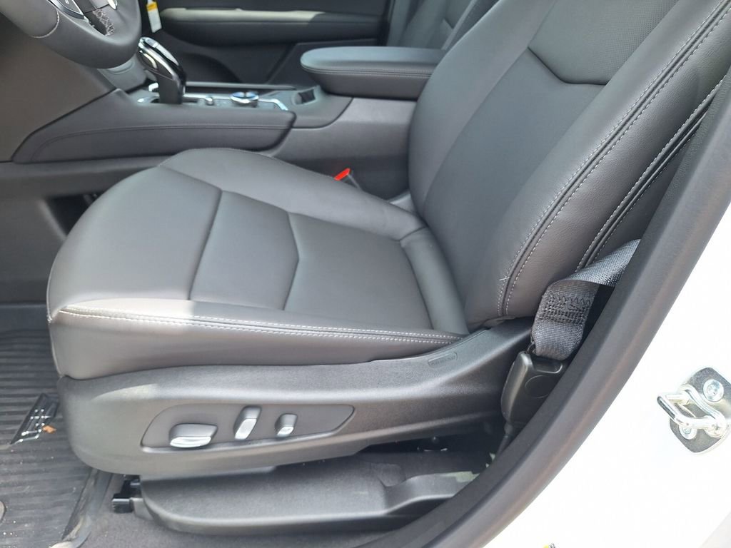 New 2026 Cadillac XT5 Premium Luxury w/ Driver Assist Package FWD image 32