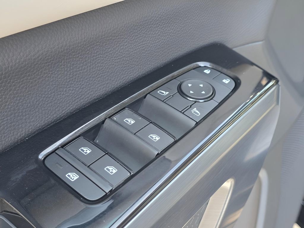 New 2026 Nissan Pathfinder SL image 18