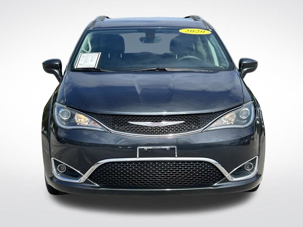 Used 2020 Chrysler Pacifica Touring-L Plus FWD image 8