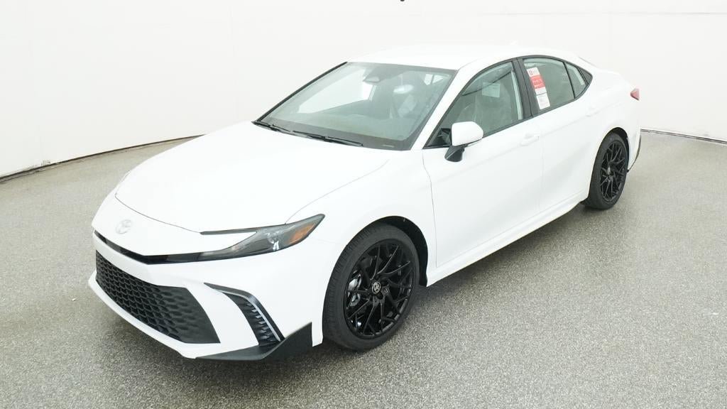 New 2026 Toyota Camry SE FWD image 1