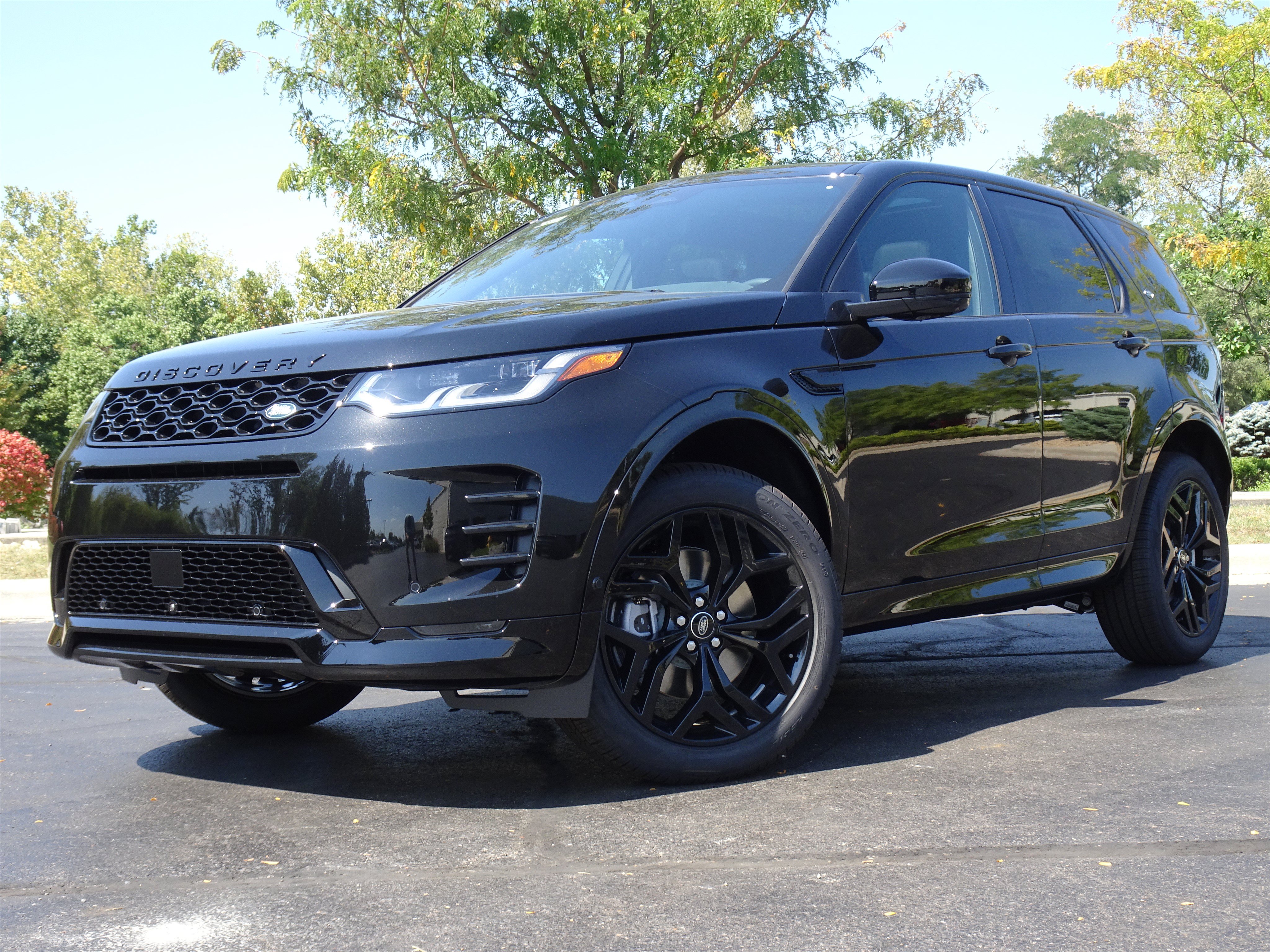 New 2026 Land Rover Discovery Sport Landmark AWD/4WD video 1