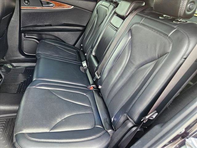 Used 2019 Lincoln Nautilus Reserve AWD/4WD image 18