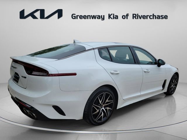 Used 2022 Kia Stinger GT-Line w/ Sun & Sound Package RWD image 6
